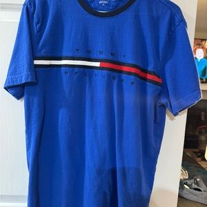 Tommy Hilfiger tee